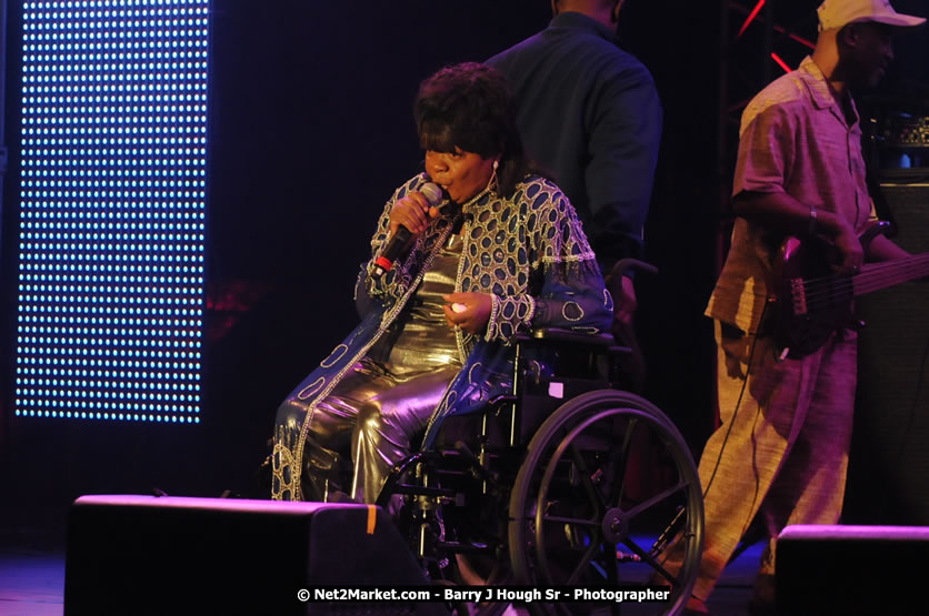 Koko Taylor at the Air Jamaica Jazz and Blues Festival 2008 The Art of Music - Saturday, January 26, 2008 - Air Jamaica Jazz & Blues 2008 The Art of Music venue at the Aqaueduct on Rose Hall Resort & Counrty Club, Montego Bay, St. James, Jamaica W.I. - Thursday, January 24 - Saturday, January 26, 2008 - Photographs by Net2Market.com - Claudine Housen & Barry J. Hough Sr, Photographers - Negril Travel Guide, Negril Jamaica WI - http://www.negriltravelguide.com - info@negriltravelguide.com...!