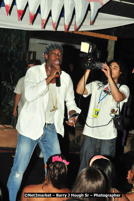 Bounty Killer - 4th Annual Soul Rebellion @ The Jungle - Tuesday, March 17, 2009 - Also Featuring: Nellie Roxx, Five Star and Ras Noble Venue at The Jungle, Norman Manley Boulevard, Negril Westmoreland, Jamaica - Tuesday, March 17, 2009