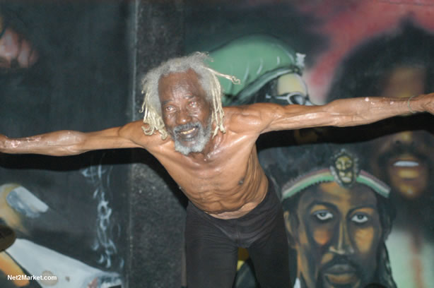 Reggae Superstar - Bush Man @ Bourbon Beach with Boddy Dread & Singing Honour - Presented by Our Music Promotions - Omar & Ama-Donna - Saturday, May 14, 2005 - Negril Travel Guide, Negril Jamaica WI - http://www.negriltravelguide.com - info@negriltravelguide.com...!