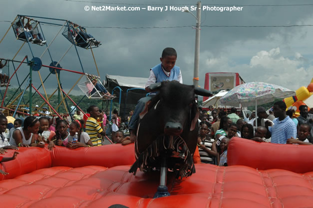 Cross De Harbour @ Lucea Car Park presented by Linkz Entertainment in association with Lucea Chamber of Commerce - Featuring Freddy Mc Gregor, Iley Dread, Mr. Vegas, Lt. Elmo, Champagne, Merital, CC, Brillant, TQ, Mad Dog, Chumps - Lucea, Hanover, Jamaica - Negril Travel Guide.com, Negril Jamaica WI - http://www.negriltravelguide.com - info@negriltravelguide.com...!