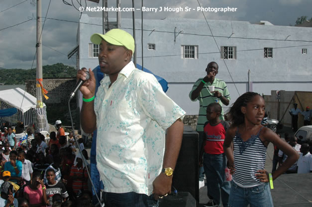 Cross De Harbour @ Lucea Car Park presented by Linkz Entertainment in association with Lucea Chamber of Commerce - Featuring Freddy Mc Gregor, Iley Dread, Mr. Vegas, Lt. Elmo, Champagne, Merital, CC, Brillant, TQ, Mad Dog, Chumps - Lucea, Hanover, Jamaica - Negril Travel Guide.com, Negril Jamaica WI - http://www.negriltravelguide.com - info@negriltravelguide.com...!