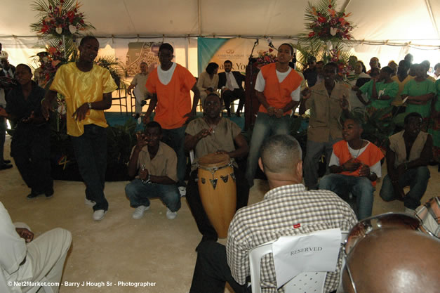 Palladium Hotels & Resorts - Groundbreaking of the 1600-Room Grand Palladium Lady Hamilton Resort & Spa and the Grand Palludium Jamaica Resort & Spa - Special Address: The Most Honorable Portia Simpson-Miller, O.N., M.P., Prime Minister of Jamaica - The Point, Lucea, Hanover, Saturday, November 11, 2006 @ 2:00 pm - Negril Travel Guide, Negril Jamaica WI - http://www.negriltravelguide.com - info@negriltravelguide.com...!