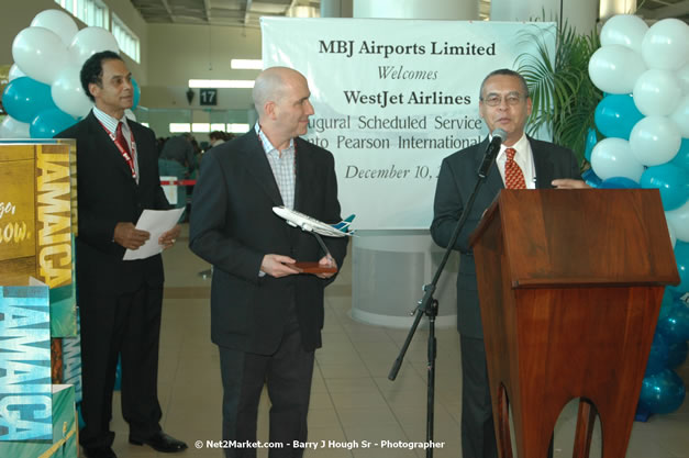 MBJ Airports Limited Welcomes WestJet Airlines - Inaugural Scheduled Service From Toronto Pearsons International Airport - Monday, December 10, 2007 - Sangster International Airport - MBJ Airports Limited, Montego Bay, Jamaica W.I. - Photographs by Net2Market.com - Barry J. Hough Sr, Photographer - Negril Travel Guide, Negril Jamaica WI - http://www.negriltravelguide.com - info@negriltravelguide.com...!