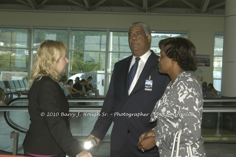 US Airways Inaugurtes New Service from Phoenix Sky Harbor International Airport to Sangster International Airport, Friday, December 18, 2009, Sangster International Airport, Montego Bay, St. James, Jamaica W.I. - Photographs by Net2Market.com - Barry J. Hough Sr, Photographer/Photojournalist - The Negril Travel Guide - Negril's and Jamaica's Number One Concert Photography Web Site with over 40,000 Jamaican Concert photographs Published -  Negril Travel Guide, Negril Jamaica WI - http://www.negriltravelguide.com - info@negriltravelguide.com...!