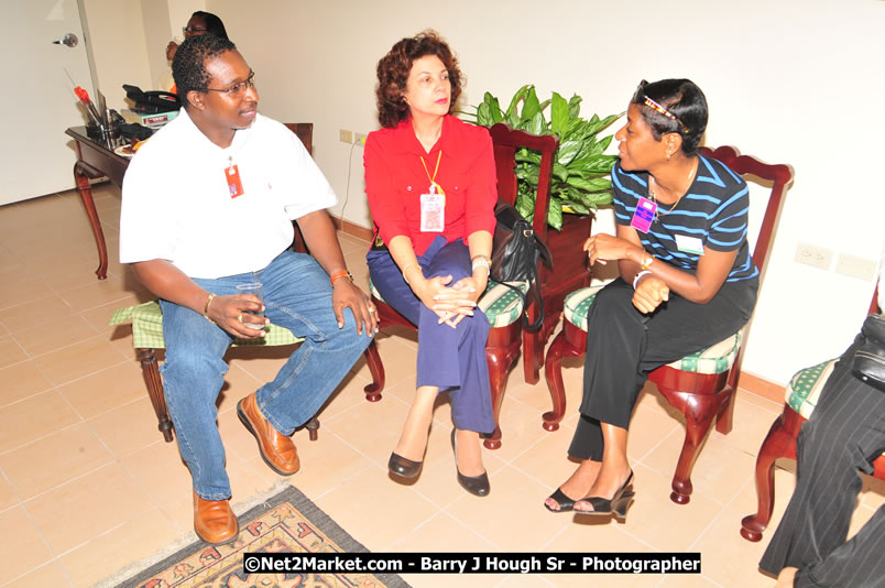 MBJ Airports Limited Reception for ACI [Airports Council International] - Saturday, October 25, 2008 - MBJ Airports Limited, Montego Bay, St James, Jamaica - Photographs by Net2Market.com - Barry J. Hough Sr. Photojournalist/Photograper - Photographs taken with a Nikon D300 - Negril Travel Guide, Negril Jamaica WI - http://www.negriltravelguide.com - info@negriltravelguide.com...!