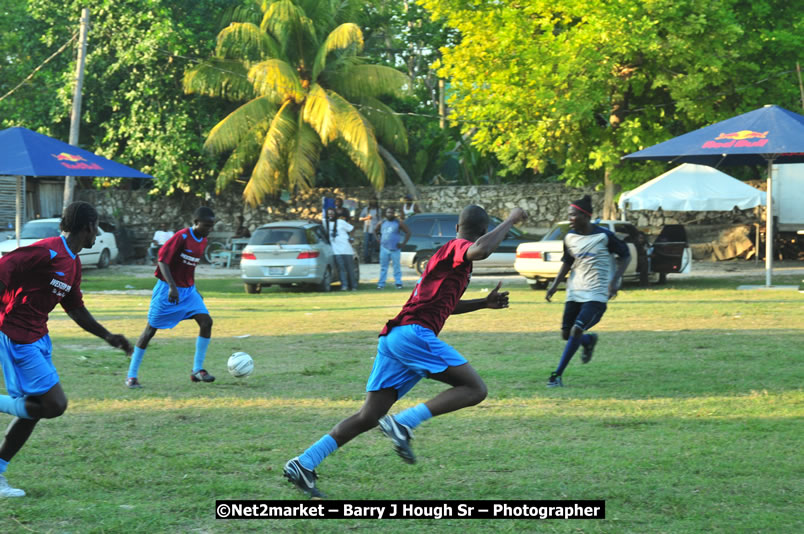 Marley Magic Traffic Jam - Celebrity Football @ Spring Break - Saturday, March 21, 2009 - Also Featuring: Kelley, Capleton, Junior Reid, Spragga Benz, Wayne Marshall, Munga, Romaine Virgo,Embee, Bango Herman, Flava K, Whisky Baggio, Andrew and Wadda Blood, Black Am I, Packa, Venue at Waz Beach, Norman Manley Boulevard, Negril Westmoreland, Jamaica - Saturday, March 21, 2009 - Photographs by Net2Market.com - Barry J. Hough Sr, Photographer/Photojournalist - Negril Travel Guide, Negril Jamaica WI - http://www.negriltravelguide.com - info@negriltravelguide.com...!