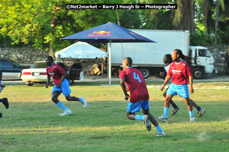 Marley Magic Traffic Jam - Celebrity Football @ Spring Break - Saturday, March 21, 2009 - Also Featuring: Kelley, Capleton, Junior Reid, Spragga Benz, Wayne Marshall, Munga, Romaine Virgo,Embee, Bango Herman, Flava K, Whisky Baggio, Andrew and Wadda Blood, Black Am I, Packa, Venue at Waz Beach, Norman Manley Boulevard, Negril Westmoreland, Jamaica - Saturday, March 21, 2009 - Photographs by Net2Market.com - Barry J. Hough Sr, Photographer/Photojournalist - Negril Travel Guide, Negril Jamaica WI - http://www.negriltravelguide.com - info@negriltravelguide.com...!