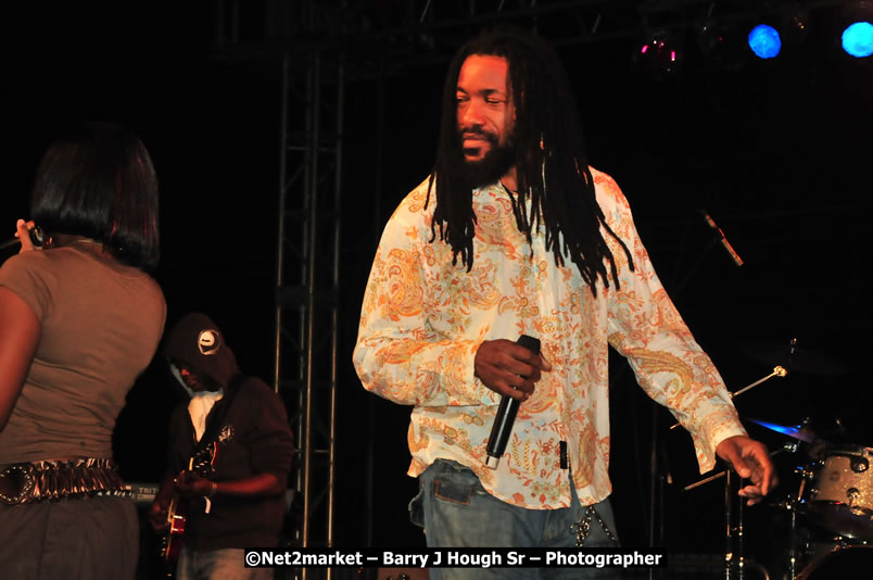 Marley Magic Traffic Jam - Concert @ Spring Break - Saturday, March 21, 2009 - Also Featuring: Kelley, Capleton, Junior Reid, Spragga Benz, Wayne Marshall, Munga, Romaine Virgo,Embee, Bango Herman, Flava K, Whisky Baggio, Andrew and Wadda Blood, Black Am I, Packa, Venue at Waz Beach, Norman Manley Boulevard, Negril Westmoreland, Jamaica - Saturday, March 21, 2009 - Photographs by Net2Market.com - Barry J. Hough Sr, Photographer/Photojournalist - Negril Travel Guide, Negril Jamaica WI - http://www.negriltravelguide.com - info@negriltravelguide.com...!