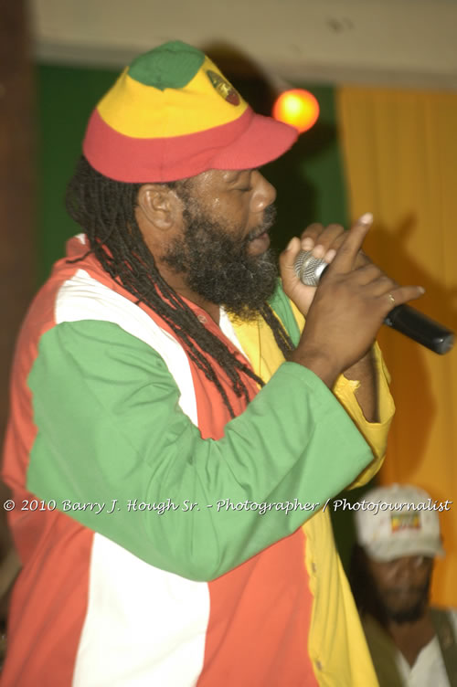 Freddy McGregor - Live In Concert @ Negril Escape Resort and Spa, One Love Drive, West End, Negril, Westmoreland, Jamaica W.I. - Photographs by Net2Market.com - Barry J. Hough Sr, Photographer/Photojournalist - Negril Travel Guide, Negril Jamaica WI - http://www.negriltravelguide.com - info@negriltravelguide.com...!