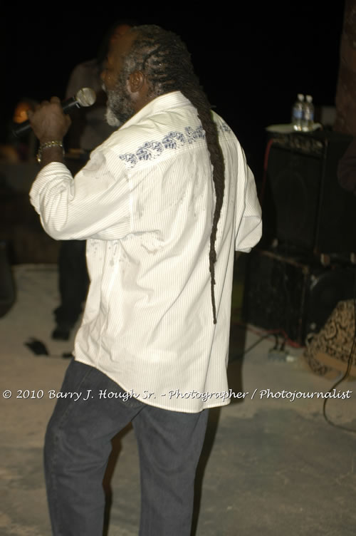 Freddy McGregor - Live In Concert @ Negril Escape Resort and Spa, One Love Drive, West End, Negril, Westmoreland, Jamaica W.I. - Photographs by Net2Market.com - Barry J. Hough Sr, Photographer/Photojournalist - Negril Travel Guide, Negril Jamaica WI - http://www.negriltravelguide.com - info@negriltravelguide.com...!