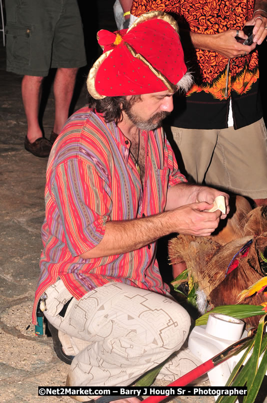 Chinese New Year @ The Sunset Show at Negril Escape - Tuesday, January 27, 2009 - Live Reggae Music at Negril Escape - Tuesday Nights 6:00PM to 10:00 PM - Photographs by Net2Market.com - Barry J. Hough Sr, Photographer/Photojournalist - Negril Travel Guide, Negril Jamaica WI - http://www.negriltravelguide.com - info@negriltravelguide.com...!