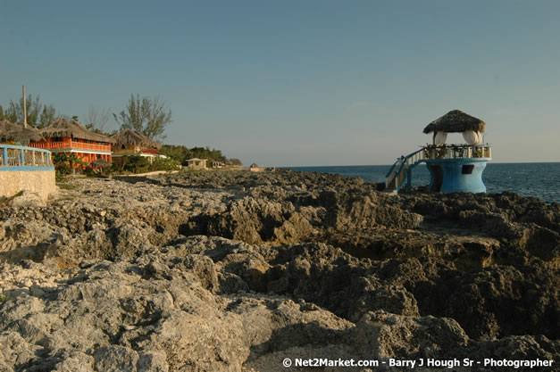 Montego Bay Sangster International Airport, Montego Bay, Jamaica W.I. - Negril Travel Guide, Negril Jamaica WI - http://www.negriltravelguide.com - info@negriltravelguide.com...!