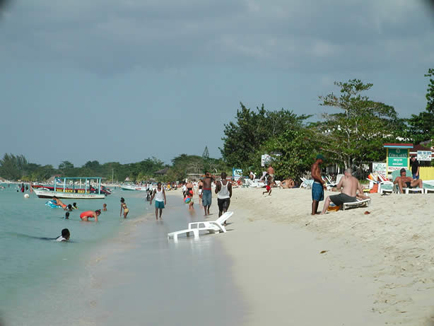 A Photo Walk along Negril's Famous Seven Mile Beach - Negril Travel Guide, Negril Jamaica WI - http://www.negriltravelguide.com - info@negriltravelguide.com...!