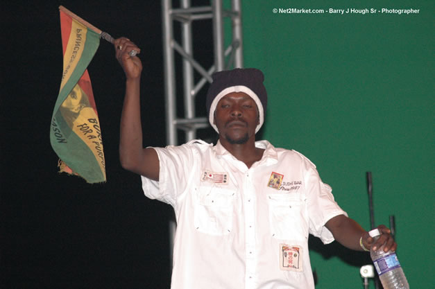 Jah Mason @ Tru-Juice Rebel Salute 2007 - Saturday, January 13, 2007, Port Kaiser Sports Club, St. Elizabeth - Negril Travel Guide, Negril Jamaica WI - http://www.negriltravelguide.com - info@negriltravelguide.com...!