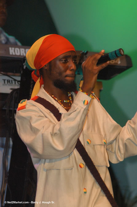 First Born Group - Red Stripe Reggae Sumfest 2005 - International Night - July 22th, 2005 - Negril Travel Guide, Negril Jamaica WI - http://www.negriltravelguide.com - info@negriltravelguide.com...!