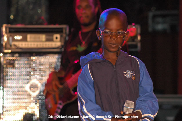 Ninja Man - Explosion - Red Stripe Reggae Sumfest 2007 - Thursday, July 19, 2007 - Red Stripe Reggae Sumfest 2007 at Catherine Hall, Montego Bay, St James, Jamaica W.I. - Negril Travel Guide, Negril Jamaica WI - http://www.negriltravelguide.com - info@negriltravelguide.com...!