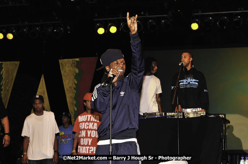 Lil Wayne @ Red Stripe Reggae Sumfest 2008 International Night 2, Catherine Hall, Montego Bay - Saturday, July 19, 2008 - Reggae Sumfest 2008 July 13 - July 19, 2008 - Photographs by Net2Market.com - Barry J. Hough Sr. Photojournalist/Photograper - Photographs taken with a Nikon D300 - Negril Travel Guide, Negril Jamaica WI - http://www.negriltravelguide.com - info@negriltravelguide.com...!