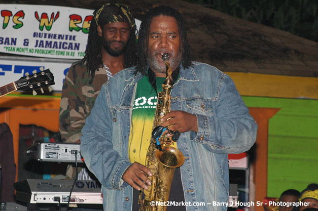 Tarrus Riley, Jimmy Riley, and Dwayne Stephensen - Money Cologne Promotions in association with "British Link Up" presents Summer Jam featuring She's Royal Tarrus Riley & Jimmy Riley - Plus Ras Slick, Sham Dawg, and Whiskey Bagio @ Roots Bamboo, Norman Manley Boulevard, Negril, Jamaica W.I. - Backed up Dean Fraser & The Hurricanne Band - MC Barry G and Rev. BB - July 25, 2007 - Negril Travel Guide.com, Negril Jamaica WI - http://www.negriltravelguide.com - info@negriltravelguide.com...!