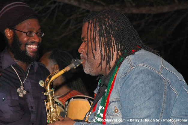 Tarrus Riley, Jimmy Riley, and Dwayne Stephensen - Money Cologne Promotions in association with "British Link Up" presents Summer Jam featuring She's Royal Tarrus Riley & Jimmy Riley - Plus Ras Slick, Sham Dawg, and Whiskey Bagio @ Roots Bamboo, Norman Manley Boulevard, Negril, Jamaica W.I. - Backed up Dean Fraser & The Hurricanne Band - MC Barry G and Rev. BB - July 25, 2007 - Negril Travel Guide.com, Negril Jamaica WI - http://www.negriltravelguide.com - info@negriltravelguide.com...!