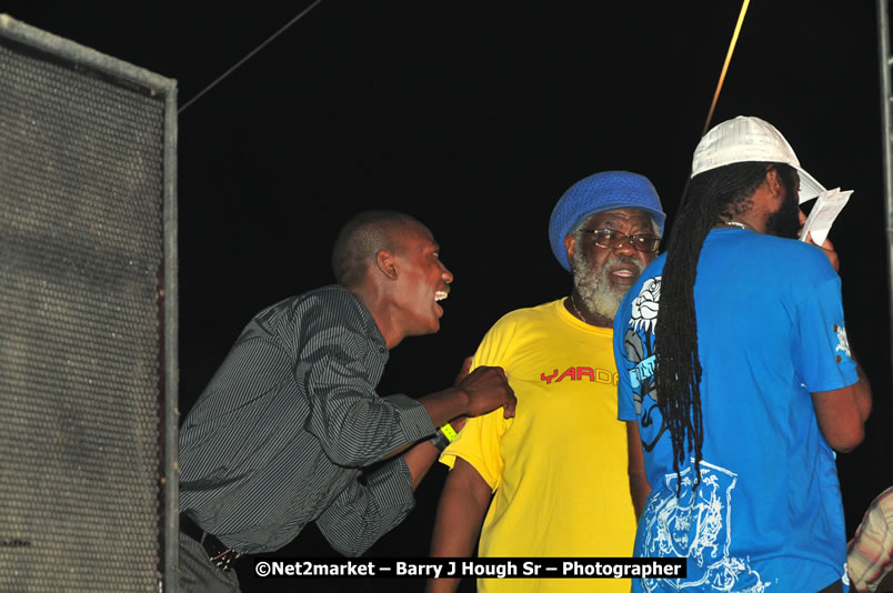 Coco T @ Unite The People An International Reggae Fest, Featuring: Beres Hammond, Coco T, Queen Ifrica, Khalil, Cameal Davis, Iley Dread, Rochelle, Geoffrey Star, Ras Penco, Kool DeLoy, Otis Gayle, J.McKay, Tiney Winey, Venue at Norman Manley Boulevard, Negril, Westmoreland, Jamaica - Saturday, April 4, 2009 - Photographs by Net2Market.com - Barry J. Hough Sr, Photographer/Photojournalist - Negril Travel Guide, Negril Jamaica WI - http://www.negriltravelguide.com - info@negriltravelguide.com...!