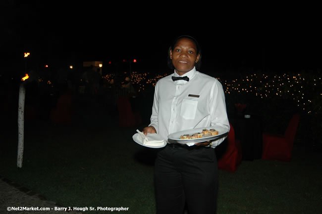 Party Rose Hall Great House - Virgin Atlantic Inaugural Flight To Montego Bay, Jamaica Photos - Sir Richard Bronson, President & Family, and 450 Passengers - Party at Rose Hall Great House, Montego Bay, Jamaica - Tuesday, July 4, 2006 - Negril Travel Guide, Negril Jamaica WI - http://www.negriltravelguide.com - info@negriltravelguide.com...!