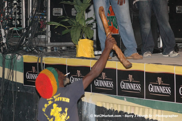 Kenyatta Hill @ Western Consciousness 2007 - Presented by King of Kings Productons - Saturday, April 28, 2007 - Llandilo Cultural Centre, Savanna-La-Mar, Westmoreland, Jamaica W.I. - Negril Travel Guide, Negril Jamaica WI - http://www.negriltravelguide.com - info@negriltravelguide.com...!