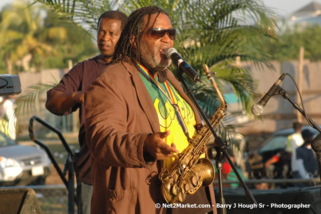 Luciano @ Western Consciousness 2007 - Presented by King of Kings Productons - Saturday, April 28, 2007 - Llandilo Cultural Centre, Savanna-La-Mar, Westmoreland, Jamaica W.I. - Negril Travel Guide, Negril Jamaica WI - http://www.negriltravelguide.com - info@negriltravelguide.com...!