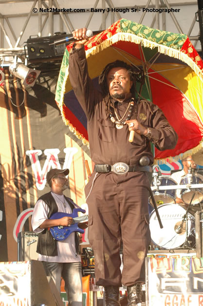 Luciano @ Western Consciousness 2007 - Presented by King of Kings Productons - Saturday, April 28, 2007 - Llandilo Cultural Centre, Savanna-La-Mar, Westmoreland, Jamaica W.I. - Negril Travel Guide, Negril Jamaica WI - http://www.negriltravelguide.com - info@negriltravelguide.com...!